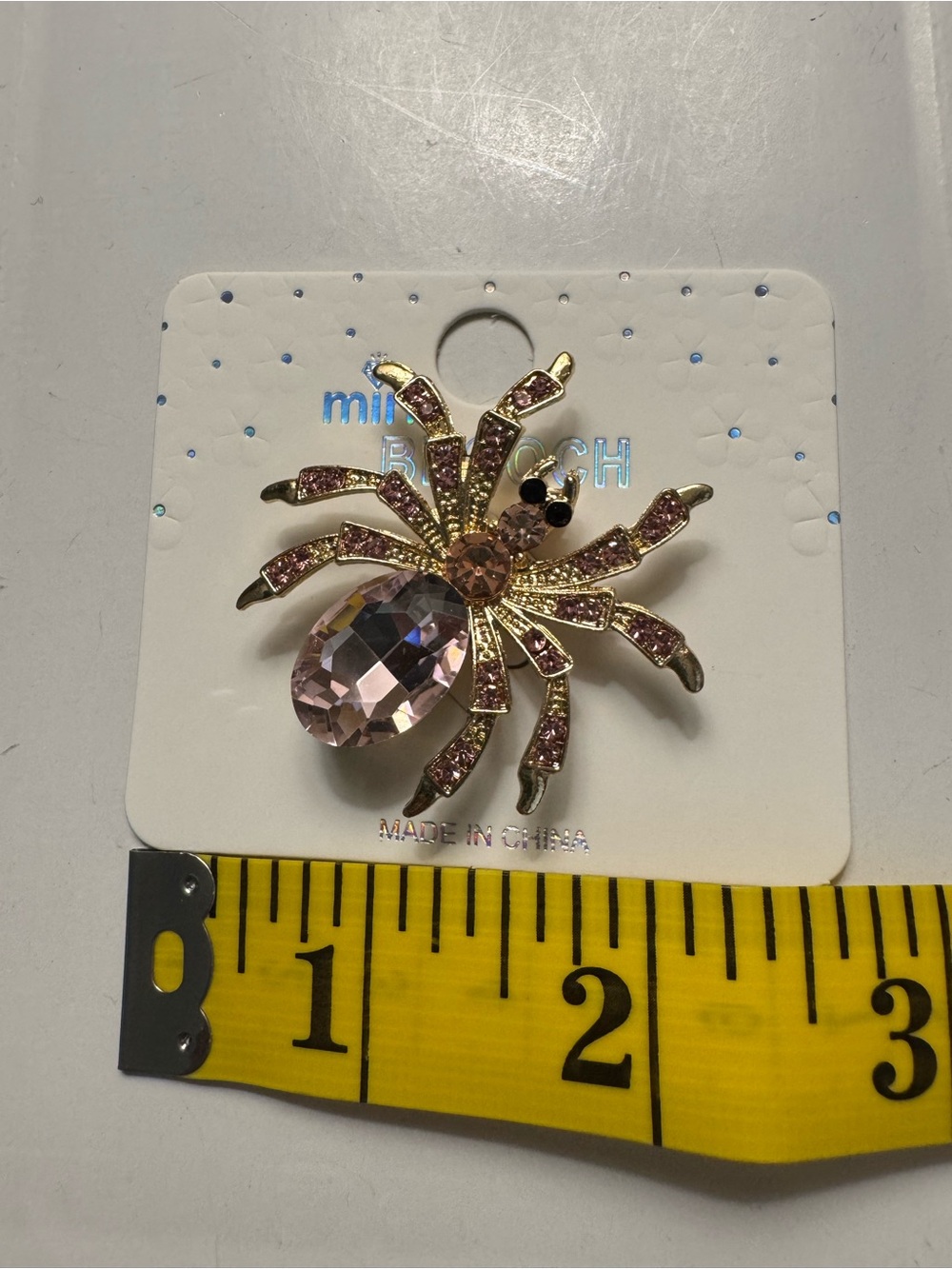 New MINT Spider brooch - lt pink/gold - Picture 2 of 2